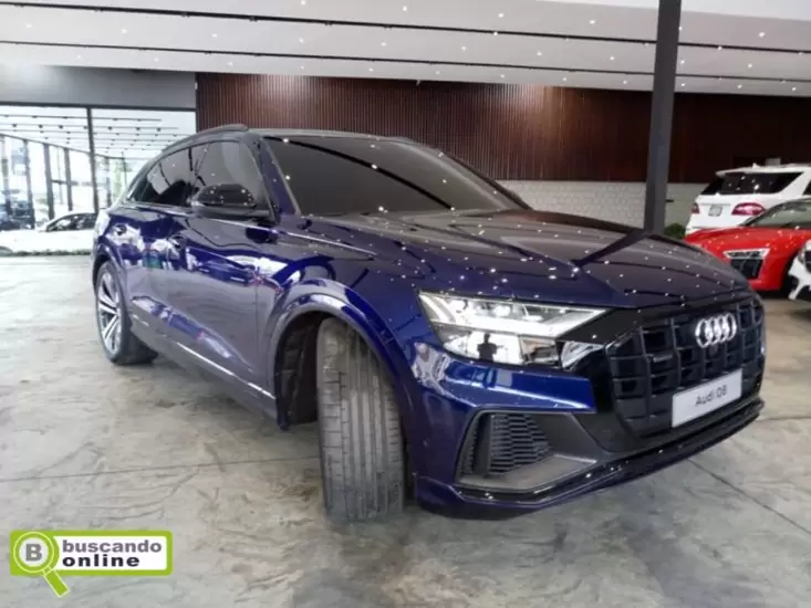 $550.00 Audi q8 2020 999 km Gasolina Automática en Santo Domingo